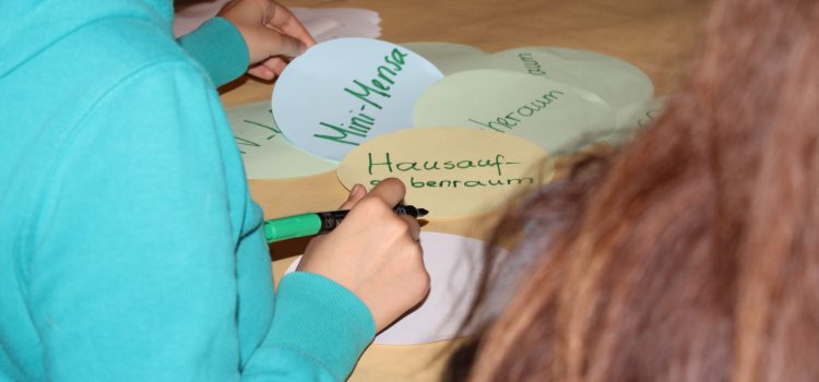 Tischtennis, Kino und Chillraum – Wie soll das neue Jugendhaus aussehen? Tischtennis, Kino und Chillraum – Wie soll das neue Jugendhaus aussehen?