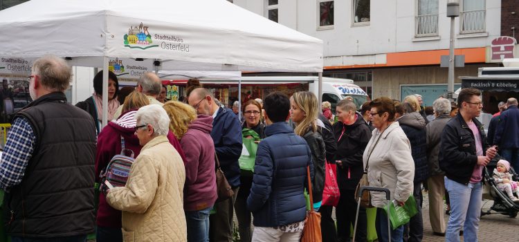 Junges Gemüse auf dem Osterfelder Wochenmarkt! Junges Gemüse auf dem Osterfelder Wochenmarkt!